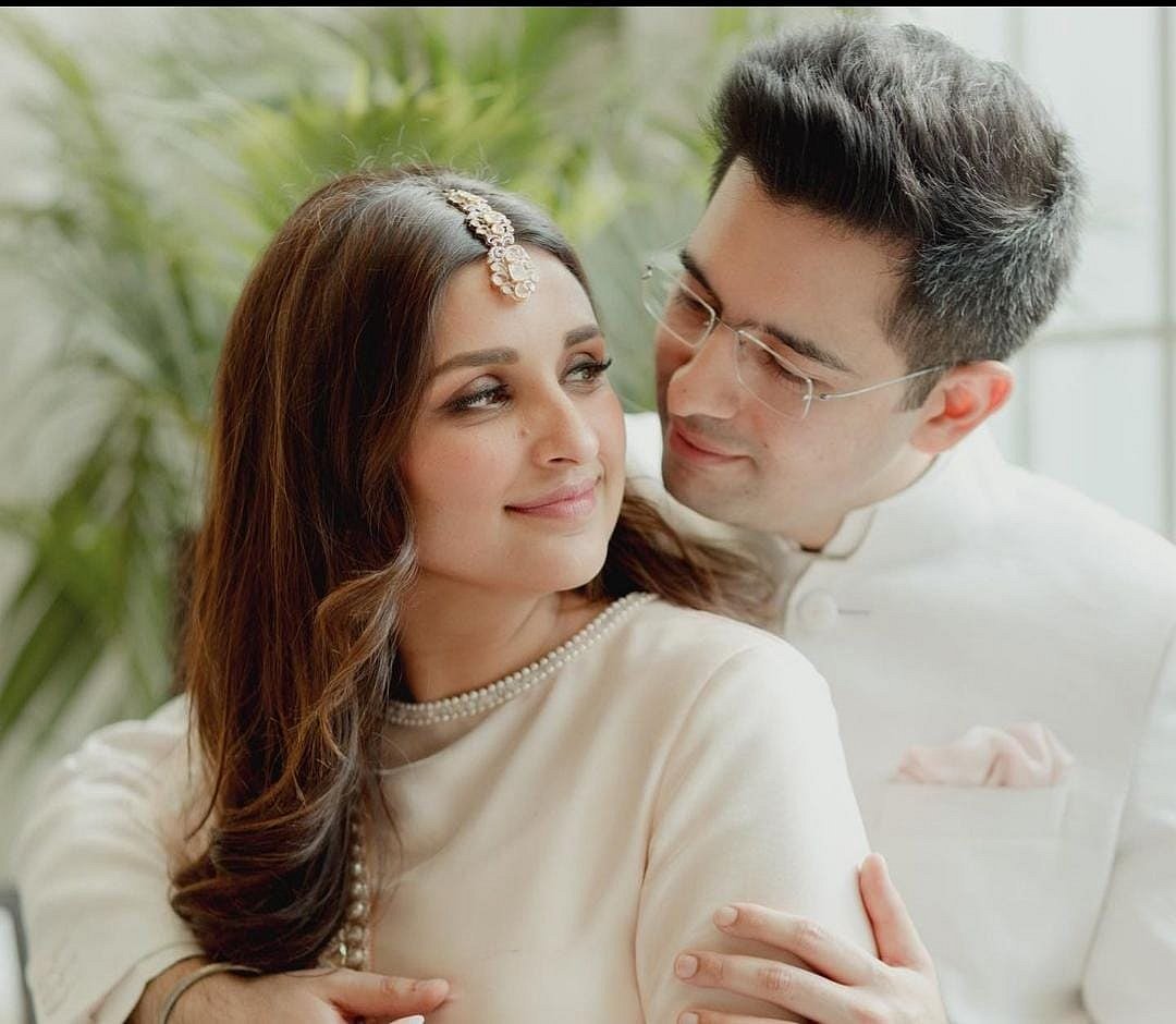 `அக்காவைப் போலவே தங்கை!'  ராஜஸ்தானில் திருமணத்தை நடத்தும் நடிகை பரிணீதி சோப்ரா