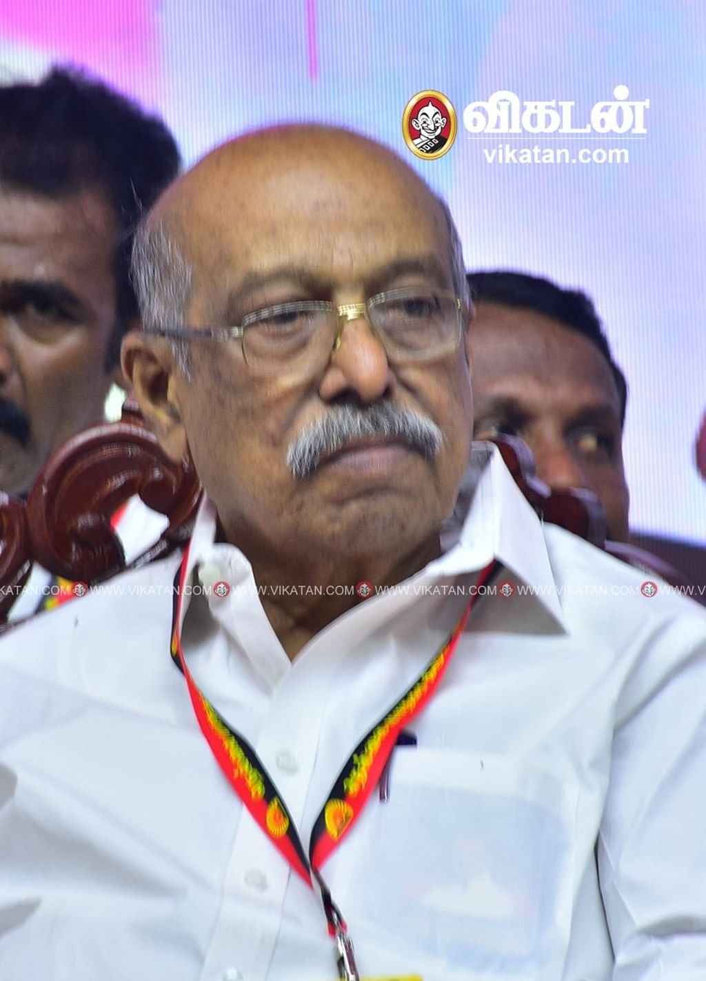 டி.பி.எம்.மைதீன்கான்