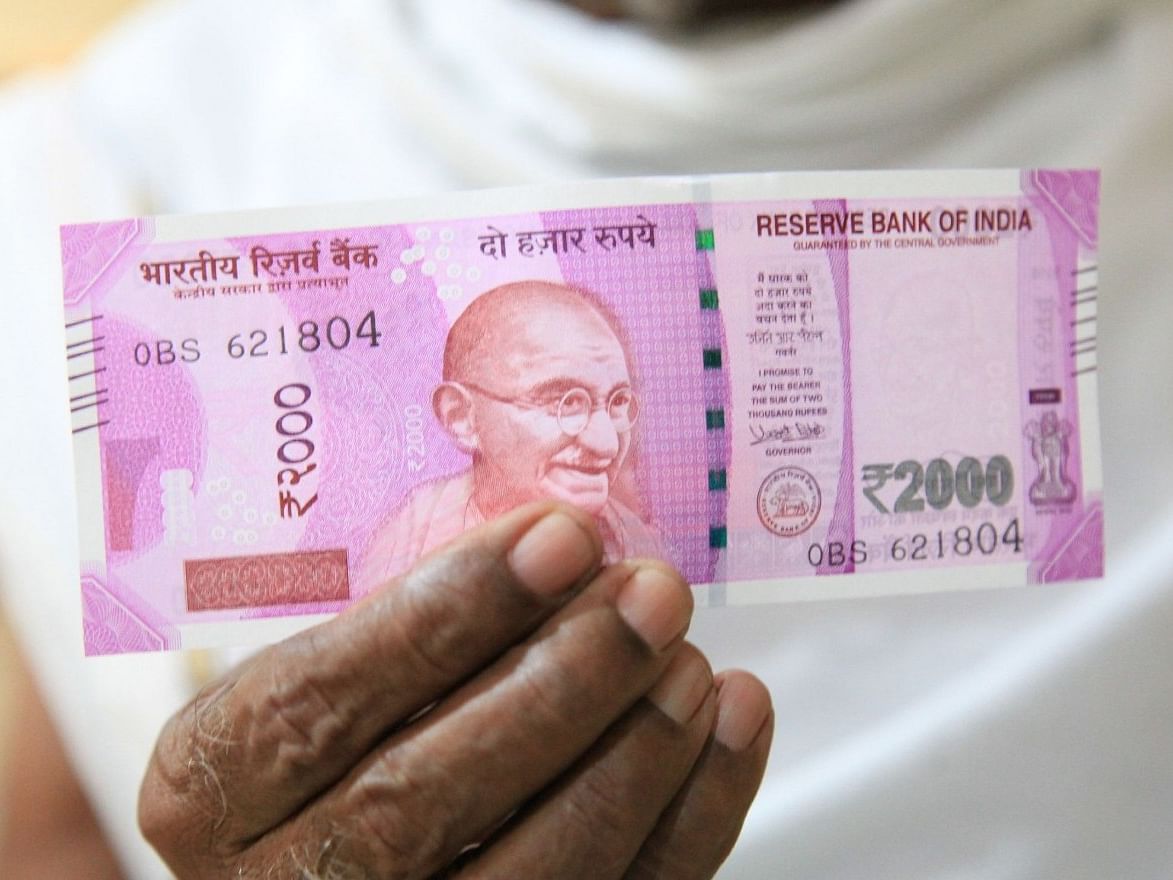 2,000 ரூபாய் நோட்டுகளை மாற்றுவது எப்படி?!