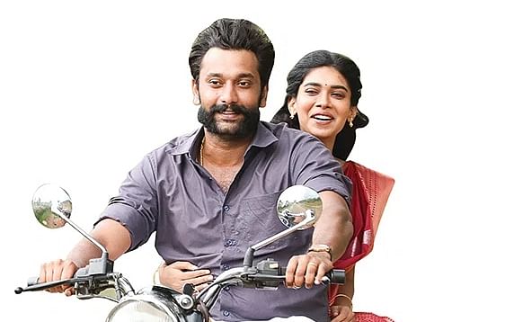 கழுவேத்தி மூர்க்கன் விமர்சனம்: சரியான அரசியல் பேசும் கிராமத்து ஆக்‌ஷன் படம்; ஆனால் திரைக்கதை?
