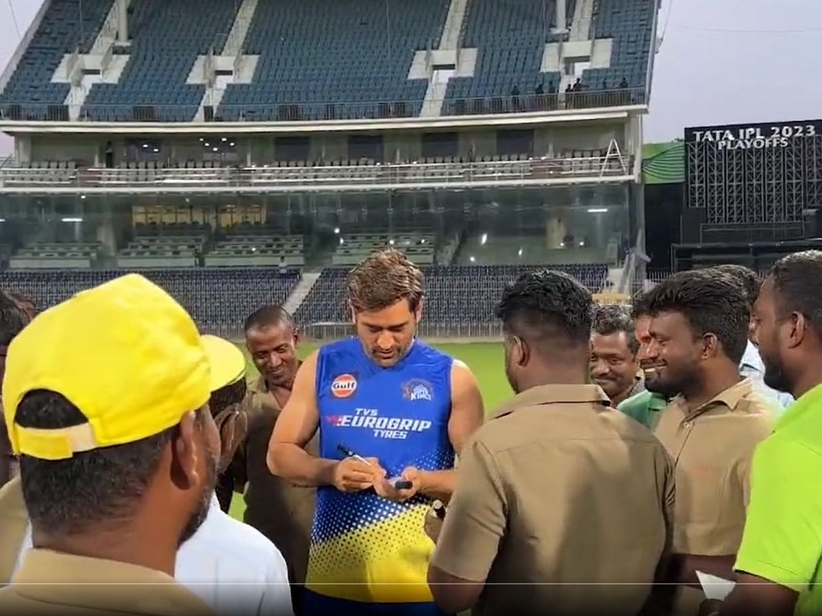IPL 2023 Daily Round Up: `அந்த மனசு தான் சார்!'- தோனி செய்த செயல் முதல் கோப்பையை வென்ற மும்பை வரை!