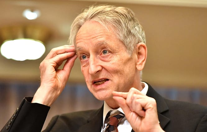 ``AI செயற்கை நுண்ணறிவு மிகுந்த ஆபத்தை ஏற்படுத்தும்...” - உருவாக்கிய ஜெஃப்ரி ஹிண்டன் கவலை!