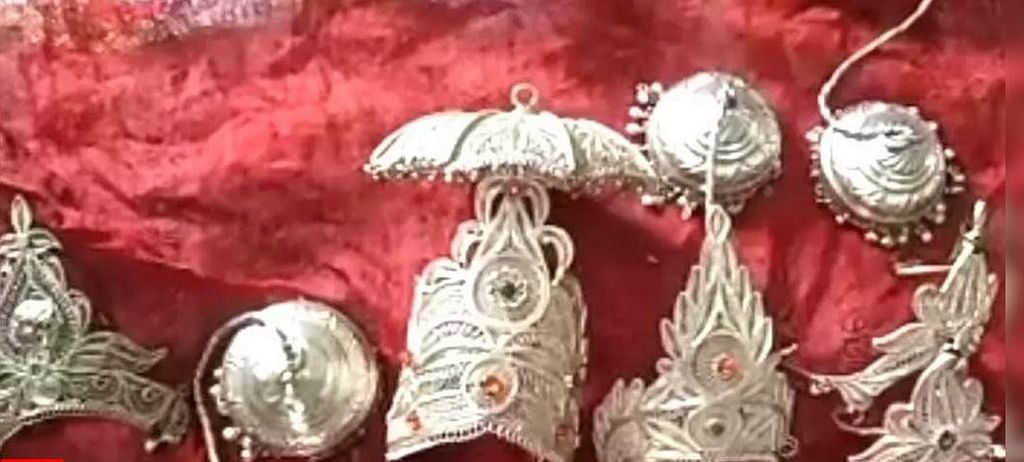 கோவில் நகைகள்