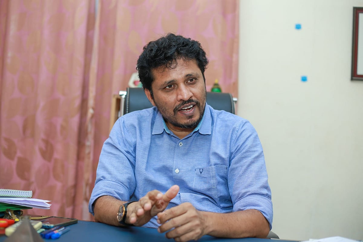 எவிடென்ஸ் கதிர்