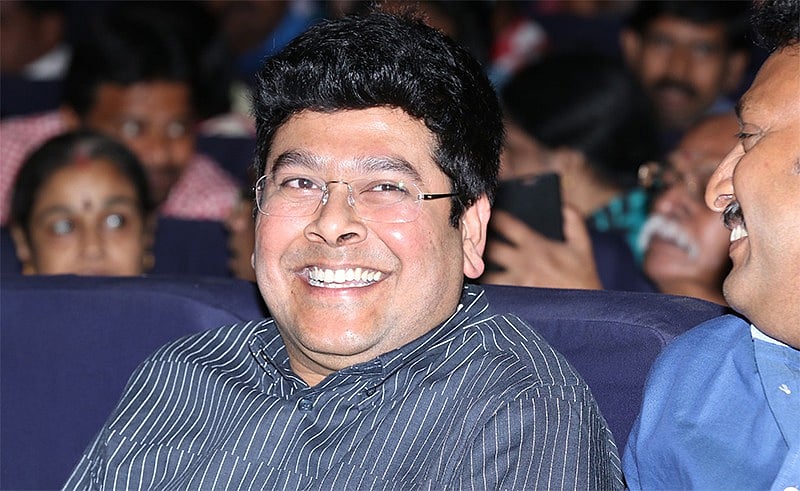 Maamannan: ``உதயநிதிக்கு இதைவிட முக்கியமான பொறுப்பு இருக்கிறது” - சபரீசன் சூசகமா?!