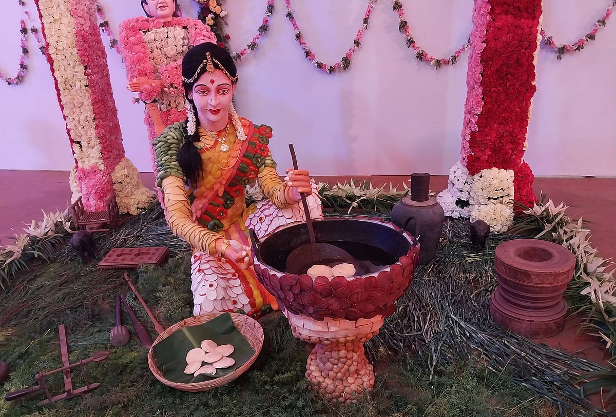 சென்னை; பாரம்பரியத்தை பறைசாற்றும் மலர்க் கண்காட்சி..! கண்டுகளித்த மக்கள்!