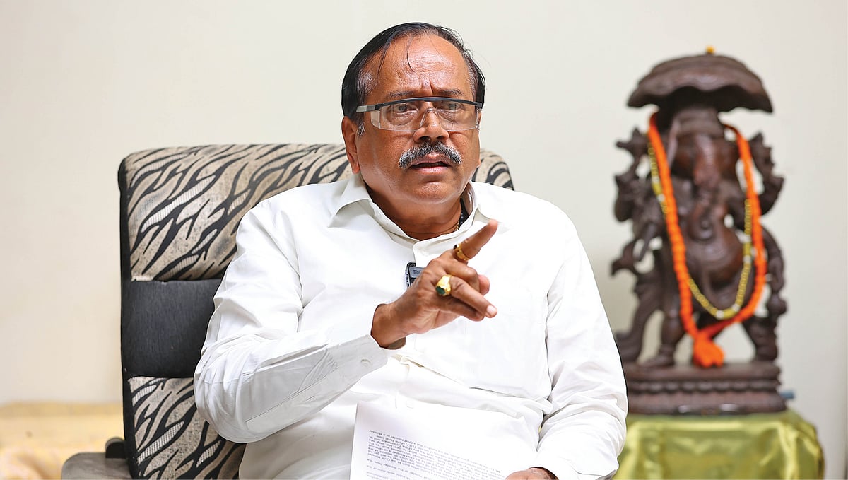 H Raja: அவதூறு வழக்கில் ஹெச். ராஜா-வுக்கு 6 மாதங்கள் சிறைத் தண்டனை - சிறப்பு நீதிமன்றம் தீர்ப்பு!