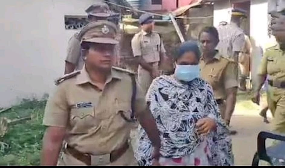 நாய்கள் இழுத்து வந்த பச்சிளம் குழந்தையின் உடல்... தாயின் `பகீர்' வாக்குமூலத்தால் அதிர்ந்த போலீஸ்!