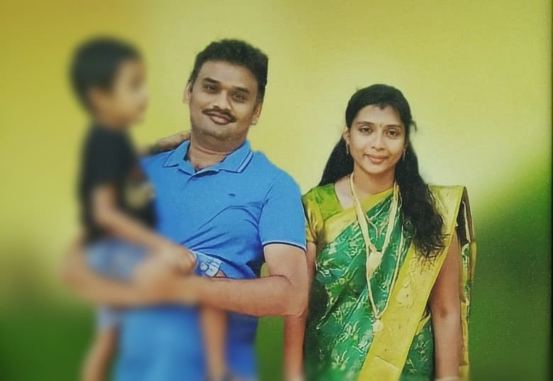 குமரி: முகத்தில் பாலிதீன் கவரைக் கட்டி மகன் கொலை; தூக்கில் சடலமாகத் தொங்கிய பெற்றோர்!- என்ன நடந்தது?