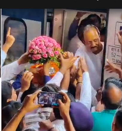 சரத் பவார் மனைவியை நேரில் நலம் விசாரித்த அஜித் பவார்! - பின், வந்தே பாரத் ரயில் மூலம் ஷீரடி பயணம்