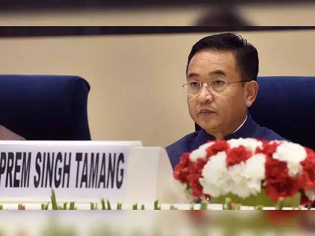 `அரசு ஊழியர்களுக்கு ஒரு வருட மகப்பேறு விடுப்பு!' - சிக்கிம் முதல்வரின் அறிவிப்புக்கு காரணம் என்ன? 