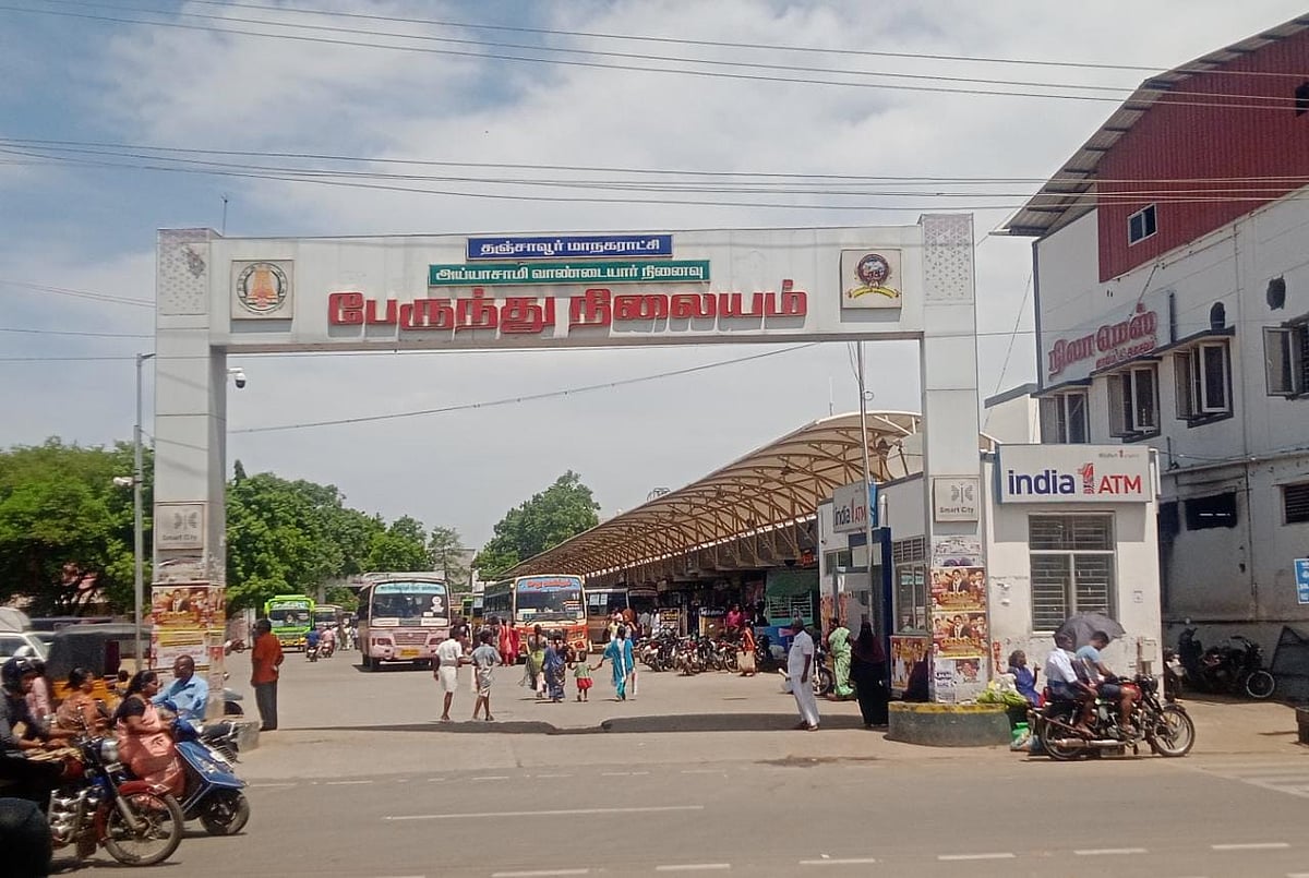 தஞ்சாவூர்: பேருந்து  நிலையத்துக்கு அருகிலேயே பாலியல் தொழில்; வணிகர்கள் புகார்- கண்டுகொள்ளுமா போலீஸ்?