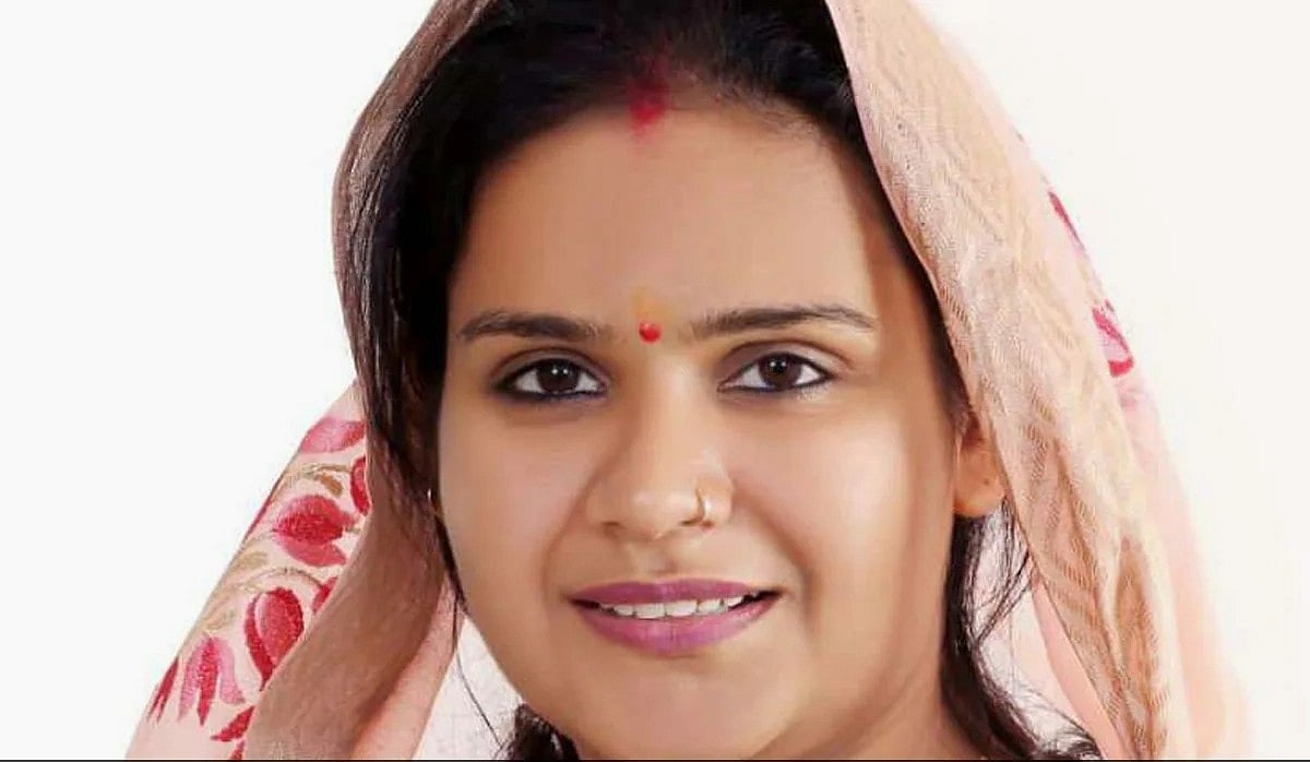 ரூ.2 லட்சம் லஞ்சம் வாங்கிப் பிடிபட்ட கணவன்; ஜெய்ப்பூர் பெண் மேயர் இரவோடு இரவாகப் பணி நீக்கம்!