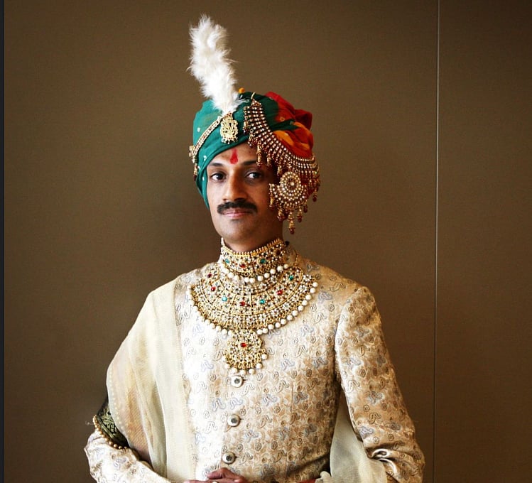 `மூளை அறுவை சிகிச்சை; பெற்றோரால் அவமானம்’- இந்தியாவின் முதல் தன்பால் ஈர்ப்பாளர் இளவரசர் கோஹில் வேதனை