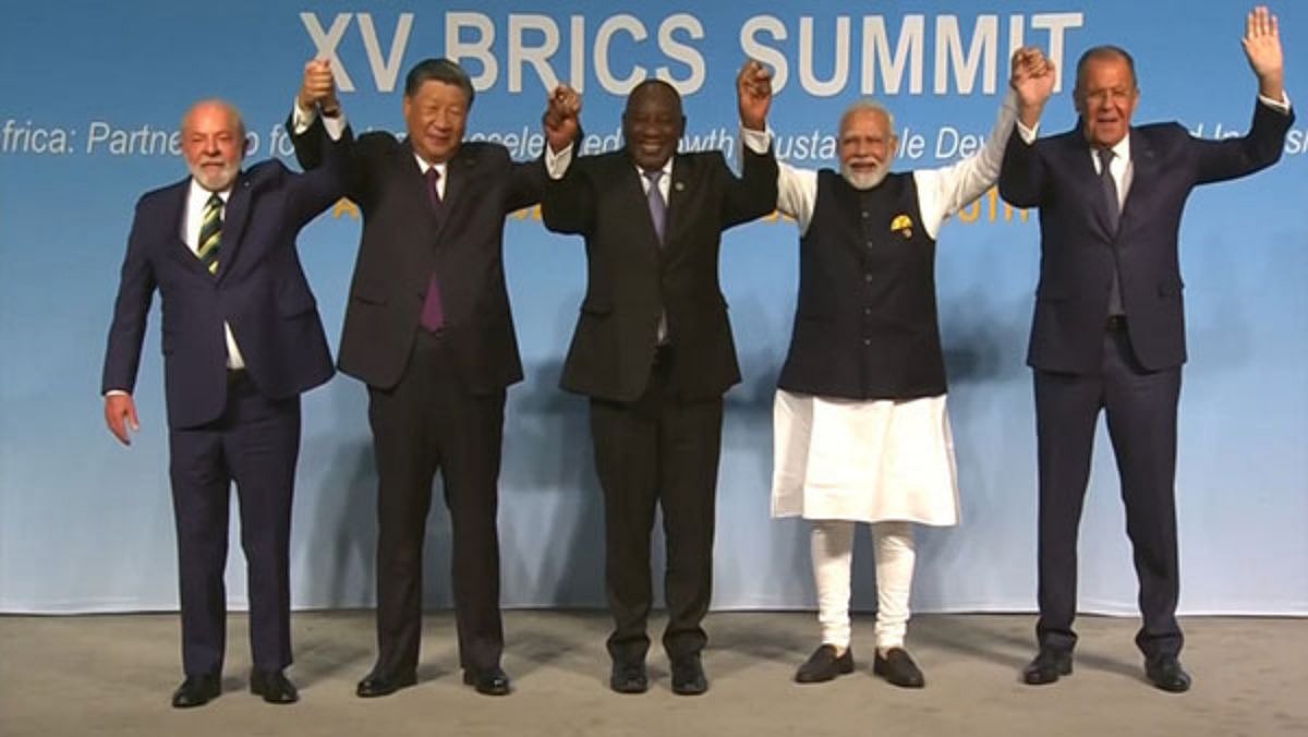 BRICS மாநாடு: இந்தியா வரும் ஜி ஜின்பிங், புதின், ஈரான் அதிபர் மற்றும் இன்னும் பலர் - ஏன் முக்கியம்?