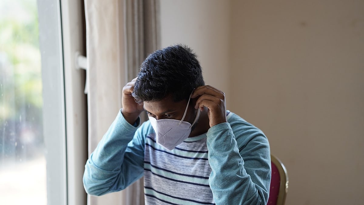 மாஸ்க்குகளை தூசுதட்ட வேண்டிய நேரமிது...தணியாத கோவிட் அபாயம்: எச்சரிக்கும் மருத்துவ நிபுணர்கள்!