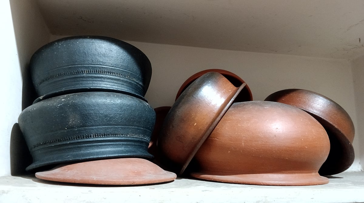 பாத்திரங்கள்
