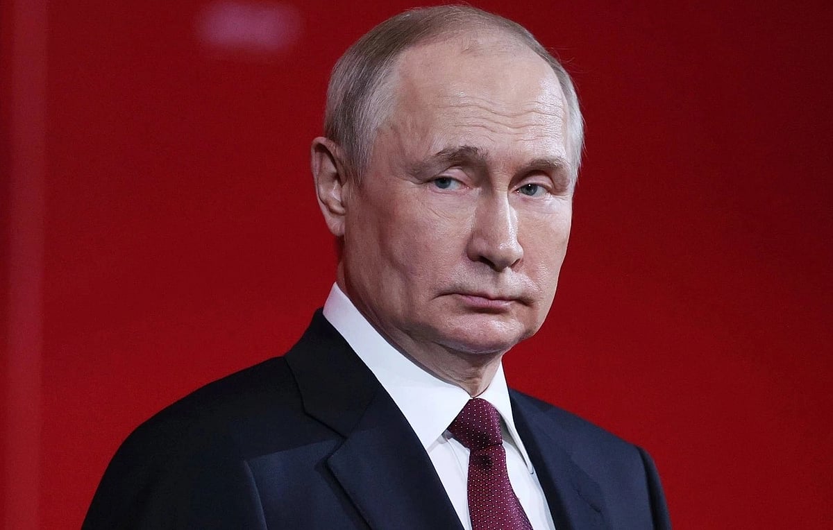 கைது வாரன்ட்டுக்குப் பிறகு ரஷ்ய எல்லையைத் தாண்டாத புதின்... சீனாவுக்குச் செல்ல ஒப்புக்கொண்டது ஏன்?!