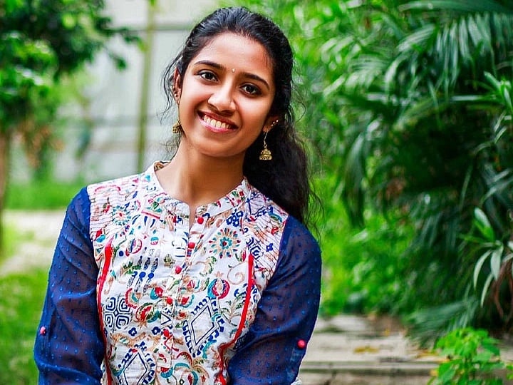 `நான் மாறியதற்குக் காரணம் 'பேரன்பு' படம்!' 'தங்க மீன்கள்' சாதனா இப்போது என்ன செய்கிறார் தெரியுமா?