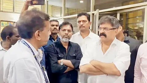 மும்பை: இறந்தவருக்கு 5 மணி நேரம் சிகிச்சையளித்ததாக புகார்- மருத்துவமனை மீது உறவினர்கள் குற்றச்சாட்டு