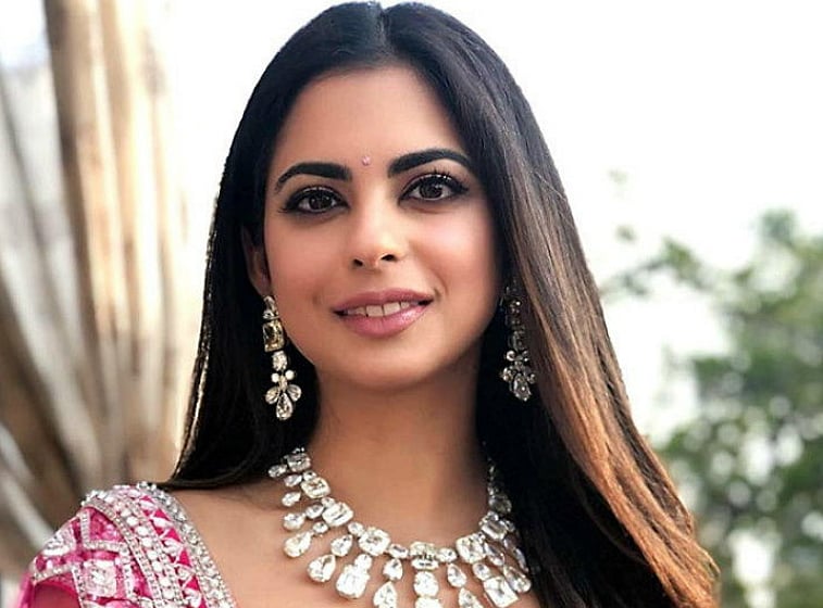 முகேஷ் அம்பானியின் மகள்,  ஈஷா அம்பானியின் மாதச் சம்பளம் இவ்வளவா...?  அடேங்கப்பா...!