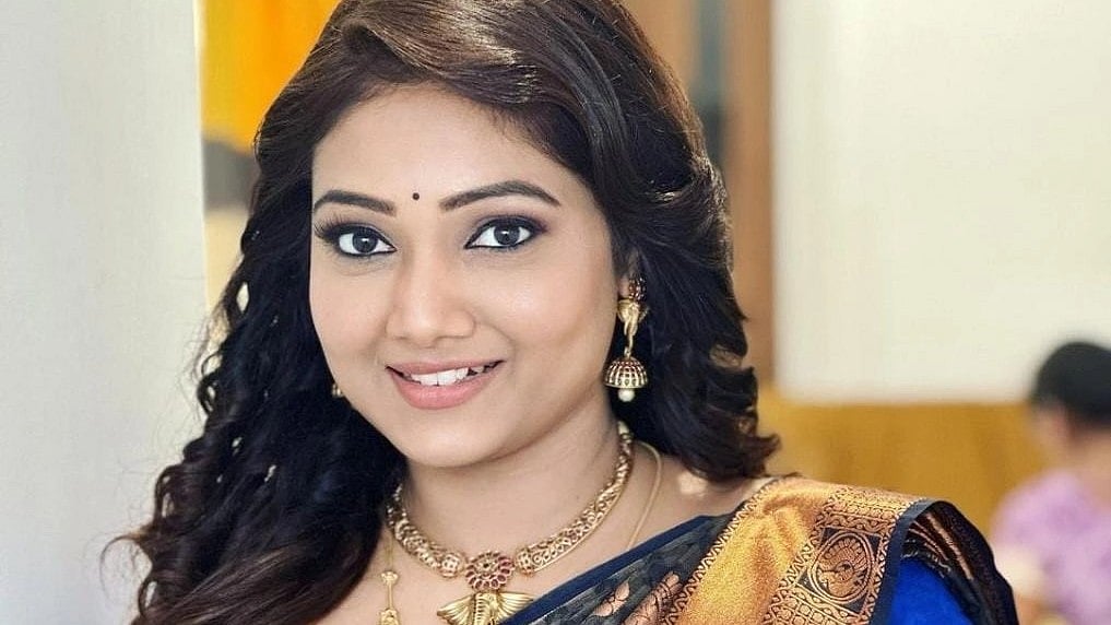 இரண்டே மாதத்தில் மீண்டும் நடிக்க வந்த பிரியங்கா; சீரியலின் ஹீரோ யார் என்பதுதான் ட்விஸ்ட்!