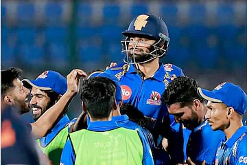 Rinku Singh: சூப்பர் ஓவர் த்ரில்லர்; ஹாட்ரிக் சிக்சர்கள்; மீண்டும் கலக்கிய ரிங்கு சிங்!