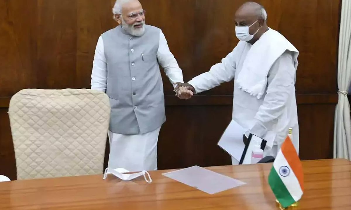 மோடி - தேவகவுடா