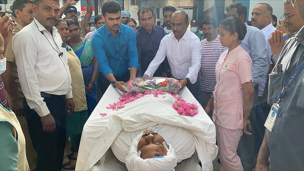 மூளைச்சாவு அடைந்த அரசு ஊழியர் 