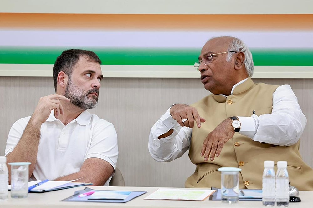 I.N.D.I.A: பிரதமர் வேட்பாளர் `கார்கே’ ; ராகுலுக்கு செக்...  மம்தாவின் உரத்த குரலுக்கு பின்னால்..!