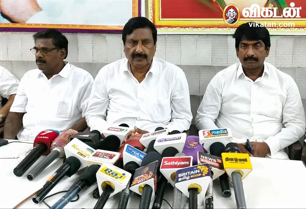 புதுச்சேரி அ.தி.மு.க செயலாளர் அன்பழகன்