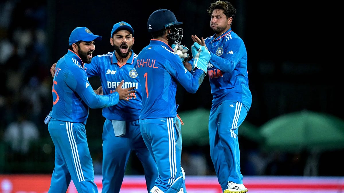 SL vs IND: தடுமாற்றமான தொடக்கம்; தித்திப்பான முடிவு; இலங்கையை வீழ்த்தி இறுதிப் போட்டியில் இந்தியா!