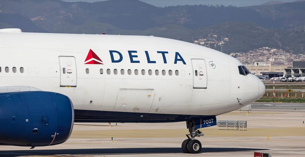 பயணிக்கு வயிற்றுப்போக்கு... 
யூ-டர்ன் எடுத்த டெல்டா விமானம்; பிறகு என்ன நடந்தது?