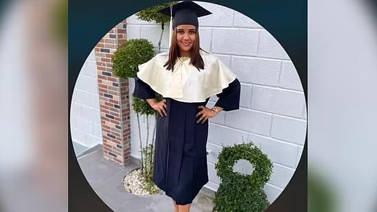 தோழியுடன் சுற்றுலா சென்ற மாணவி; ஓராண்டு சிறைத் தண்டனை விதித்த துபாய் நீதிமன்றம்! - காரணம் என்ன?