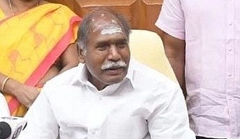 புதுச்சேரி: ``அனைத்து ரெஸ்டோ பார்களிலும் கஞ்சா, கொக்கைன்!” - முதல்வர் ரங்கசாமியை விளாசும் அதிமுக 