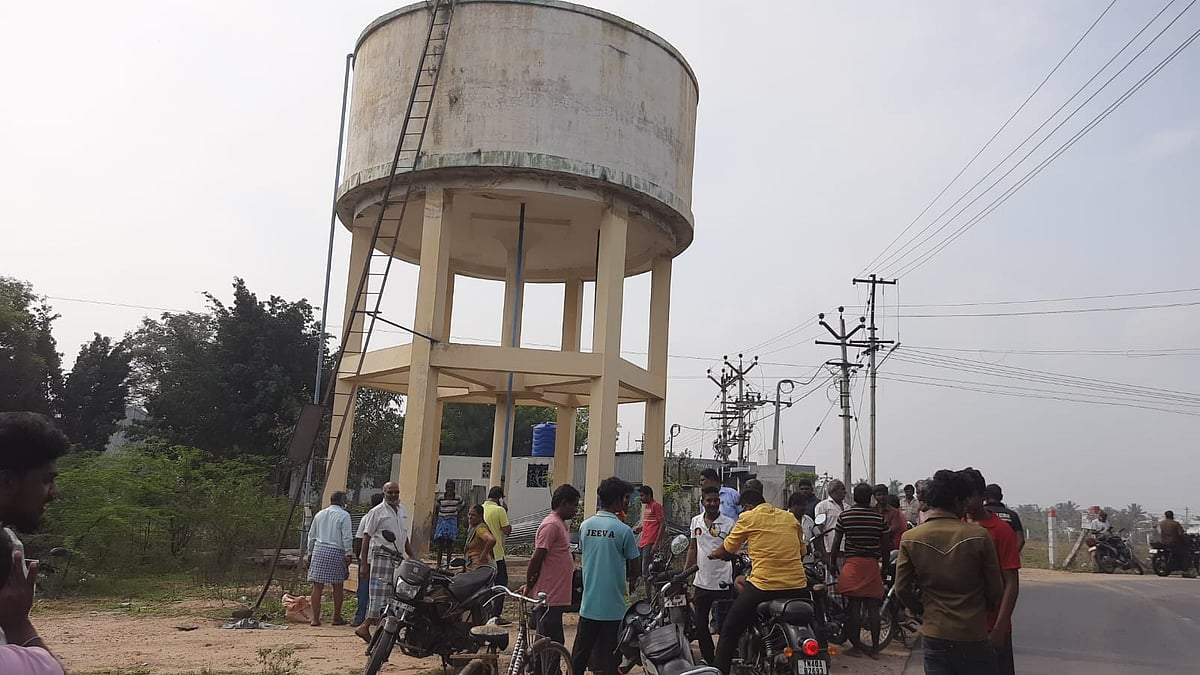தண்ணீர்த் தொட்டிக்குள் எலும்புத்துண்டுகள்; அதிர்ந்துபோன கோவை மக்கள் - என்ன நடந்தது?