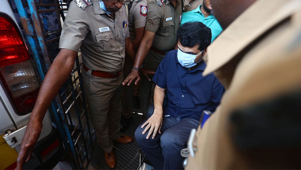 Senthil Balaji: ஓமந்தூரார் மருத்துவமனையில் `திடீர்' அனுமதி... செந்தில் பாலாஜி ஹெல்த் அப்டேட்!