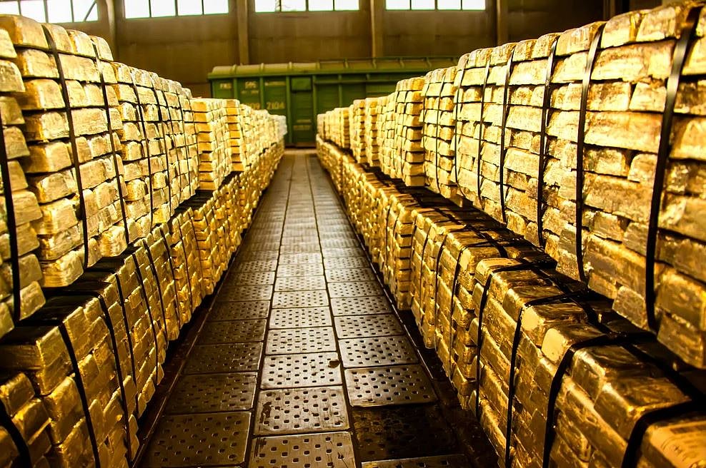 ``இங்கிலாந்தில் இருந்து திரும்பிய 100 டன் தங்கம்!