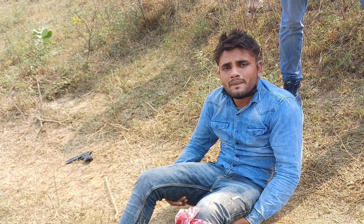 டெல்லி: வீட்டில் தனியாக இருந்த பெண்ணை பாலியல் வன்கொடுமை செய்த டெலிவரி பாய்; சுட்டுப்பிடித்த போலீஸ்!