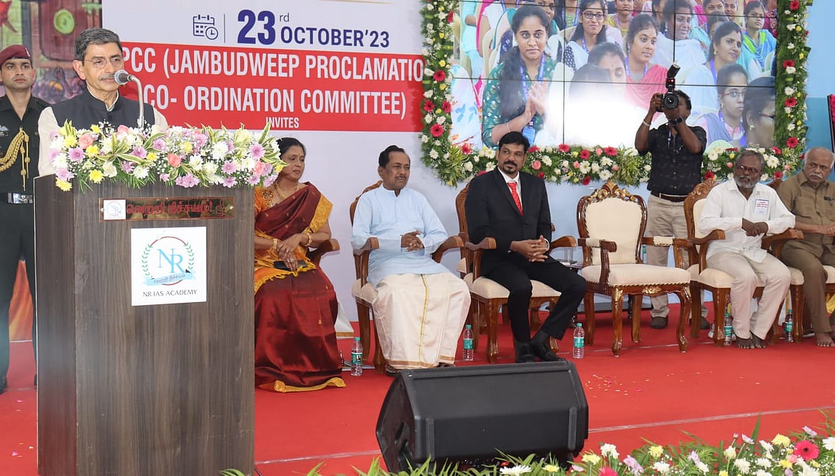 ``மகாத்மா காந்தி தமிழ்நாட்டில் பிறந்திருந்தால்... சாதித் தலைவராக மாற்றியிருப்பார்கள்!” - ஆர்.என்.ரவி