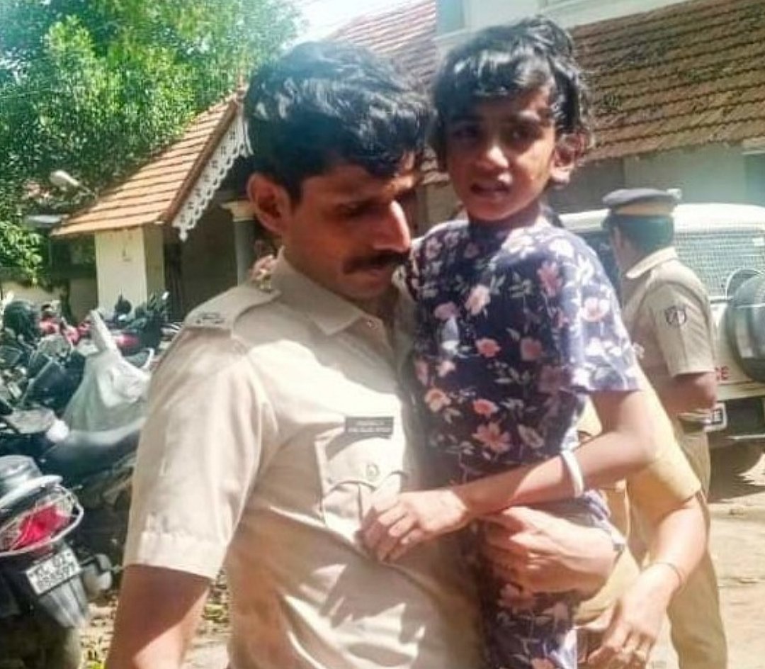 கேரளா: கடத்தப்பட்ட 20 மணிநேரத்தில் கிரவுண்டில் விடப்பட்ட சிறுமி - ஆட்டோவில் வந்த இளம் பெண் யார்?!