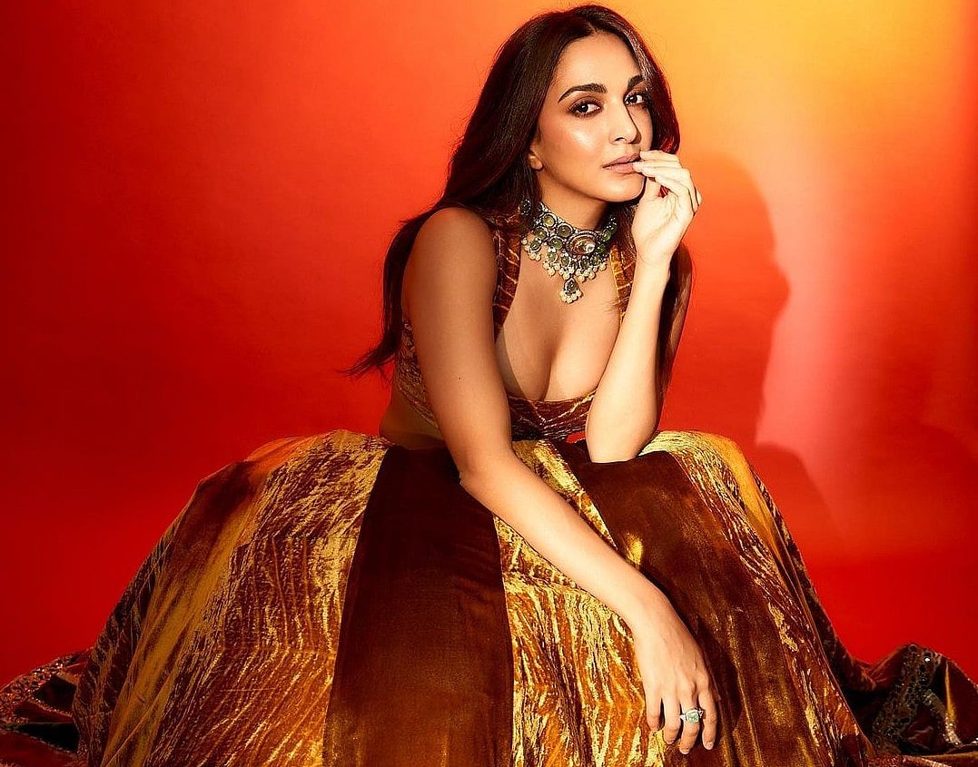 Kiara Advani: கியாரா அத்வானியின்  லேட்டஸ்ட் க்ளிக்ஸ்! | Photo Album  