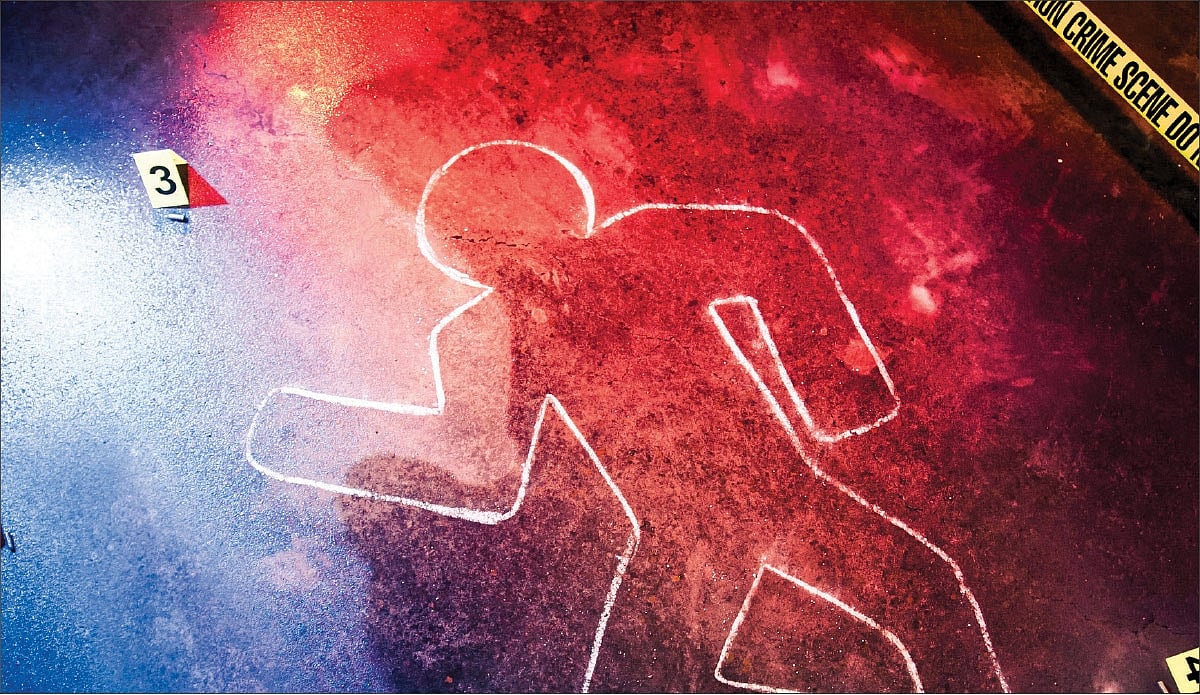 தலையில் வெட்டுக் காயம்; அழுகிய நிலையில் கிடந்த சடலம்... இளைஞர் கொலை குறித்து போலீஸ் விசாரணை!