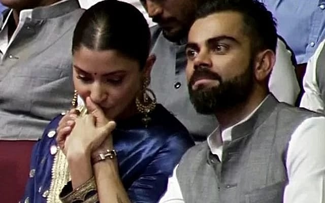 `விராட் ஒரு தெய்வக் குழந்தை' - விராட்டின் 50-வது சதம்... அனுஷ்காவின் நெகிழ்ச்சி..!