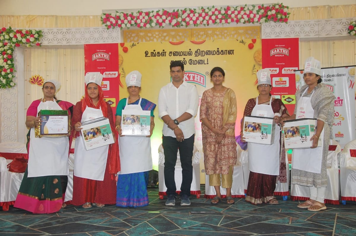 மட்டன் தக்கடி, கூட்டாஞ்சோறு, மக்கானா கிரேவி - நெல்லை கமகமத்த அவள் விகடன் `சமையல் சூப்பர் ஸ்டார்'!