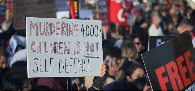 பாலஸ்தீன ஆதரவு பேரணி; லண்டன் சாலைகளில் திரண்ட 30,000 பேர்... கண்டனம் தெரிவித்த ரிஷி சுனக்!