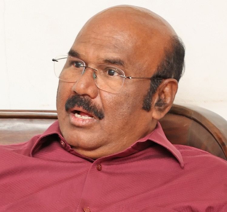 ஜெயக்குமார்