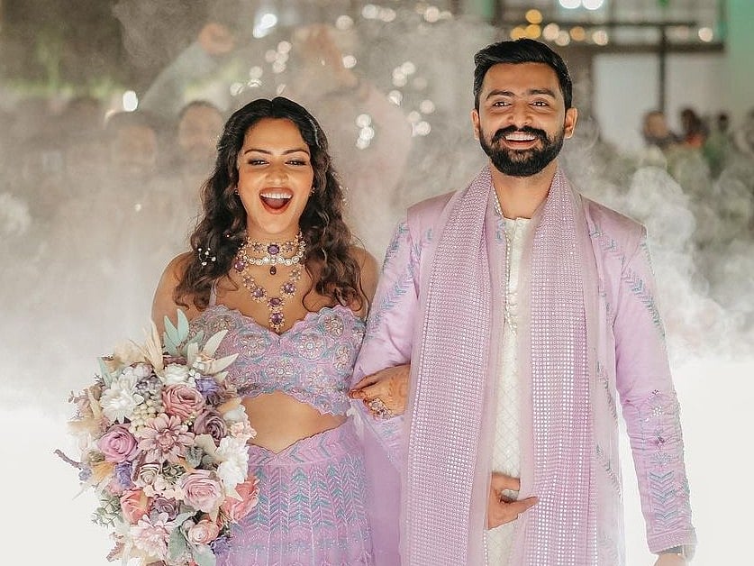 Amala Paul: ஜகத் தேசாய் - அமலா பால் போஸ்ட் வெட்டிங் போட்டோ ஆல்பம்!