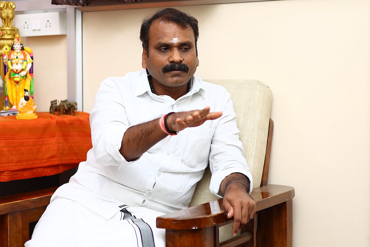 ``ஆளுநர் தவறுகளைச் சுட்டிக்காட்டுகிறார்;  பின்பற்றினால் அரசுக்குத்தான் நல்லது” - எல்.முருகன் அட்வைஸ்