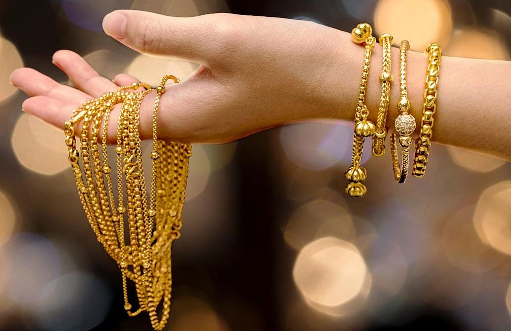 Gold: தங்கம் விலை ரூ.52,000-த்தை தொட்டது... 8 நாள்களில் ரூ.2,000 உயர்வு!